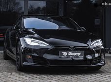 Продаж вживаних Tesla 2016 року - купити на Автобазарі