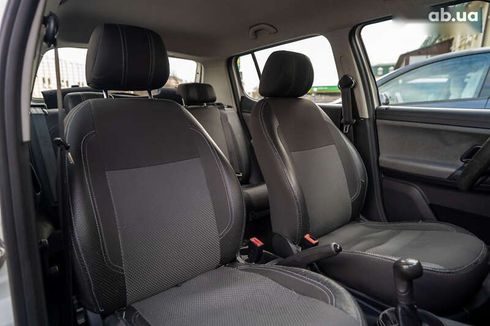 Skoda Fabia 2011 - фото 23
