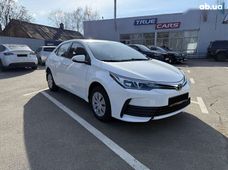Купити Toyota бу в Києві - купити на Автобазарі