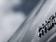 Продажа б/у Toyota RAV4 Hybrid Вариатор - купить на Автобазаре