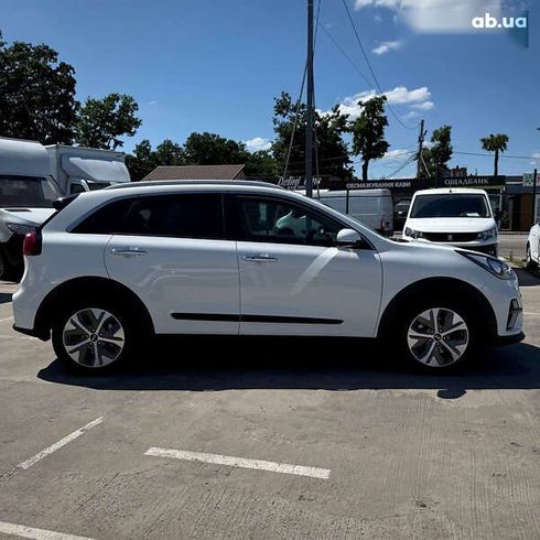 Kia Niro 2019 - фото 2
