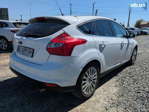 Ford Focus 2011 - фото 8