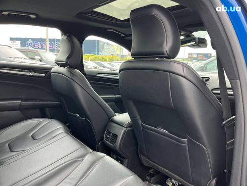Ford Fusion 2017 синий - фото 32