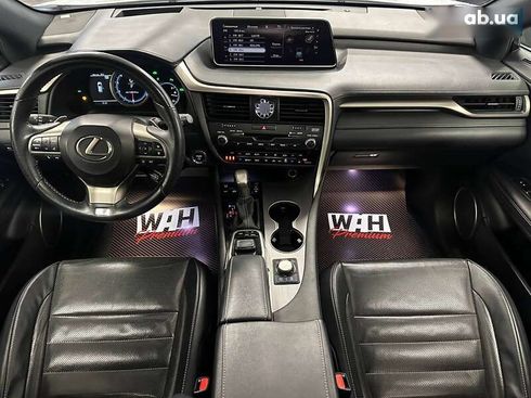 Lexus RX 2017 - фото 18