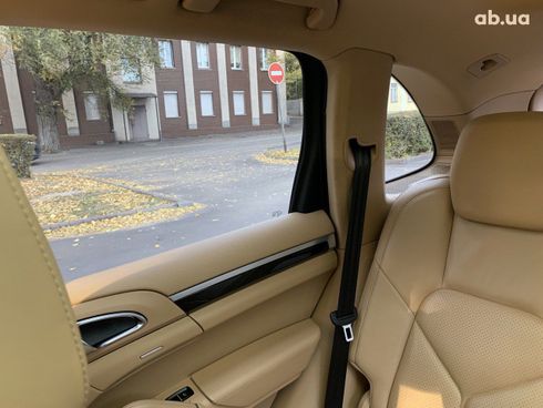 Porsche Cayenne 2011 синий - фото 4