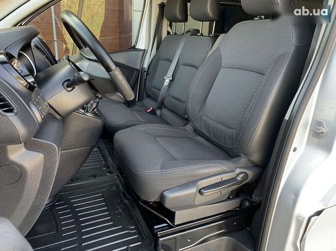 Opel Vivaro 2017 - фото 25