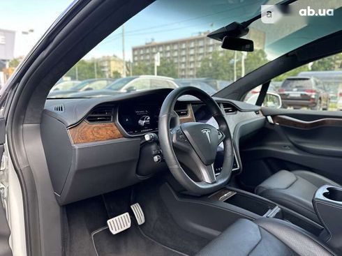 Tesla Model X 2019 - фото 14