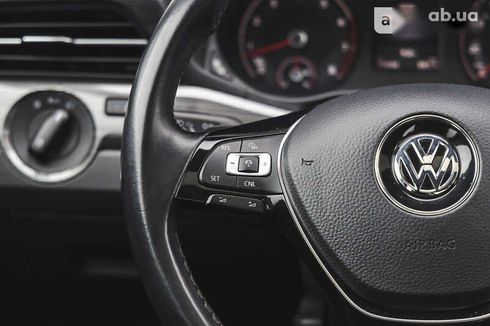 Volkswagen Passat 2020 - фото 24