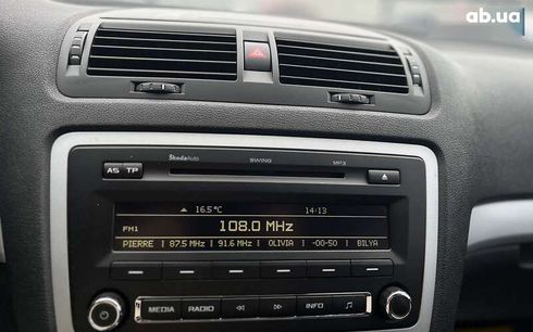 Skoda Octavia 2010 - фото 19