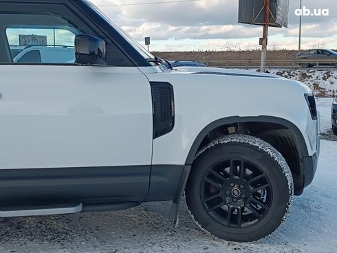 Land Rover Defender 2021 белый - фото 14