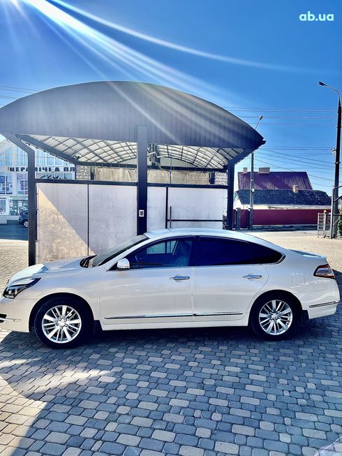 Nissan Teana 2013 белый - фото 8