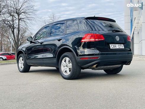 Volkswagen Touareg 2015 - фото 3