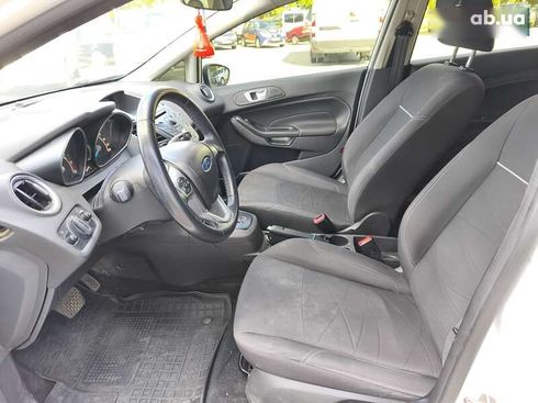 Ford Fiesta 2013 - фото 8