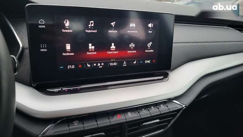 Skoda Octavia 2021 - фото 3