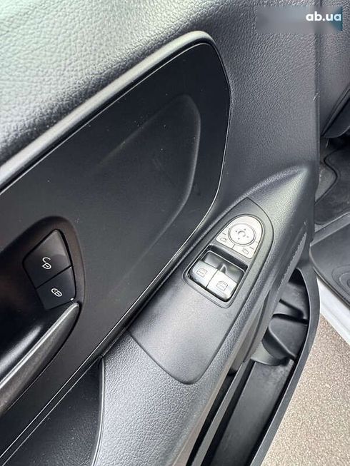Mercedes-Benz Vito 2020 - фото 16