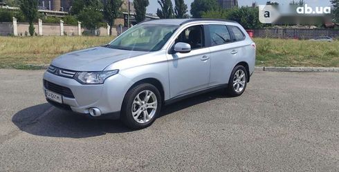 Mitsubishi Outlander 2013 - фото 4