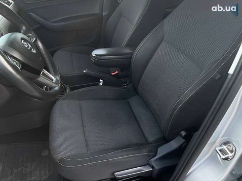Skoda Rapid 2013 - фото 29