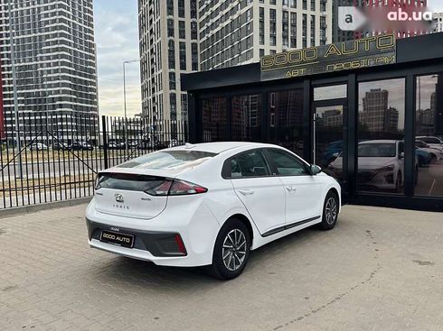 Hyundai IONIQ Electric 2021 - фото 7