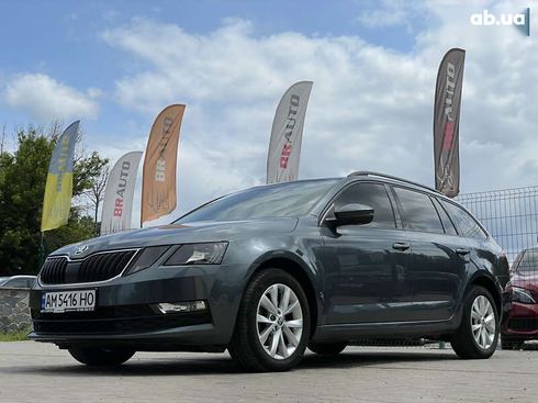 Skoda Octavia 2019 - фото 3