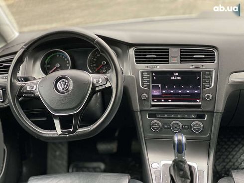 Volkswagen e-Golf 2016 - фото 28