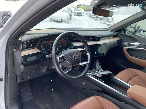 Audi Q8 e-tron 2023 - фото 10