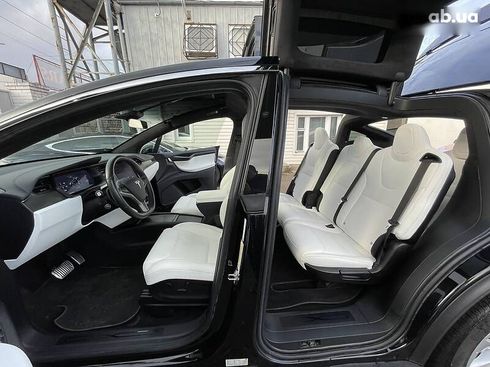Tesla Model X 2018 - фото 8