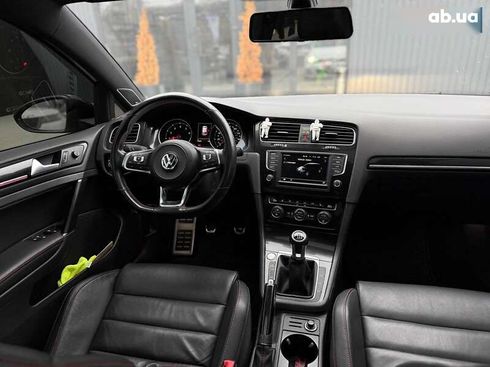 Volkswagen Golf GTI 2017 - фото 24