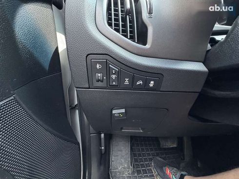Kia Sportage 2011 - фото 26