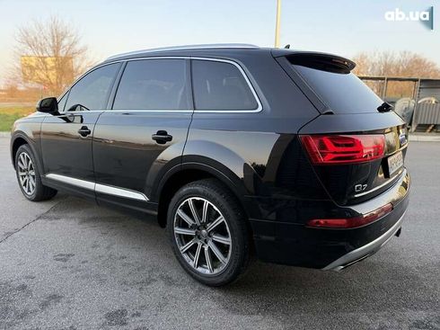 Audi Q7 2017 - фото 12