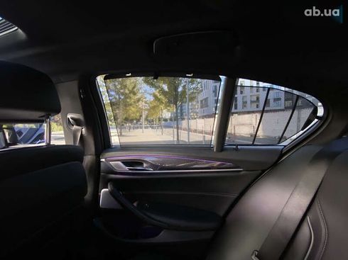 BMW 5 серия 2018 - фото 21