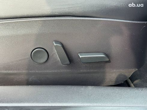 Tesla Model 3 2019 красный - фото 37