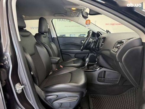Jeep Compass 2018 - фото 26
