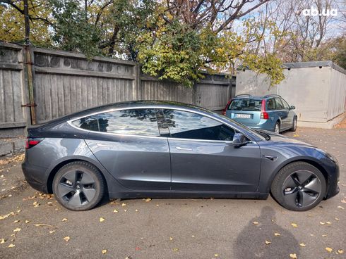 Tesla Model 3 2018 серый - фото 11