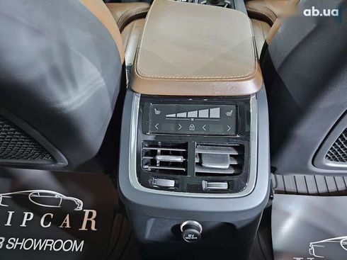 Volvo XC90 2018 - фото 20