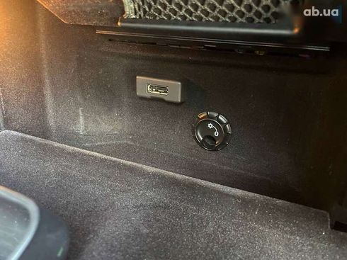 Volkswagen Touareg 2012 - фото 21