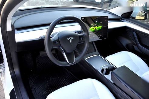 Tesla Model 3 2022 - фото 18