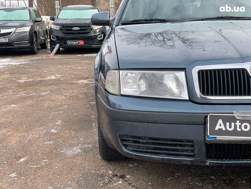 Skoda Octavia 2005 серый - фото 10