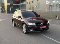 Продаж вживаних Volkswagen Tiguan 2018 року - купити на Автобазарі