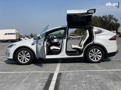 Tesla Model X 2017 - фото 26