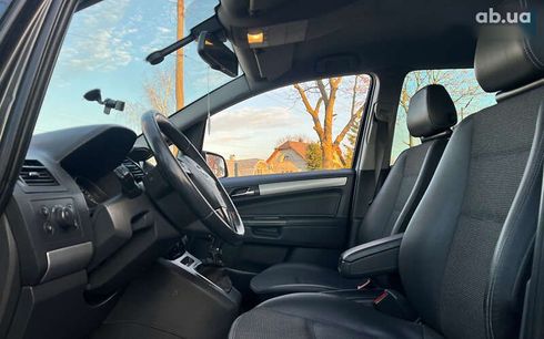 Opel Zafira 2010 - фото 9