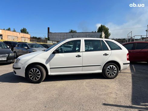 Skoda Fabia 2006 белый - фото 2