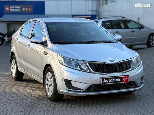 Kia Rio 2012 серый - фото 3