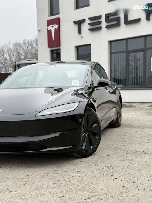 Tesla Model 3 2024 - фото 2