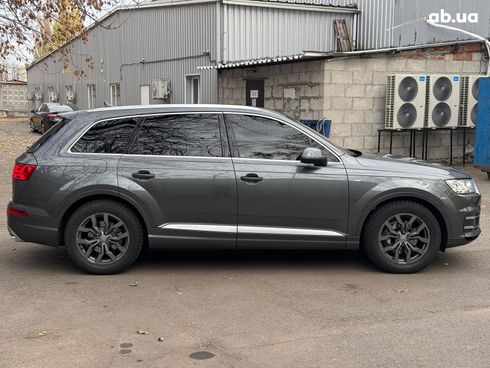 Audi Q7 2015 серый - фото 7