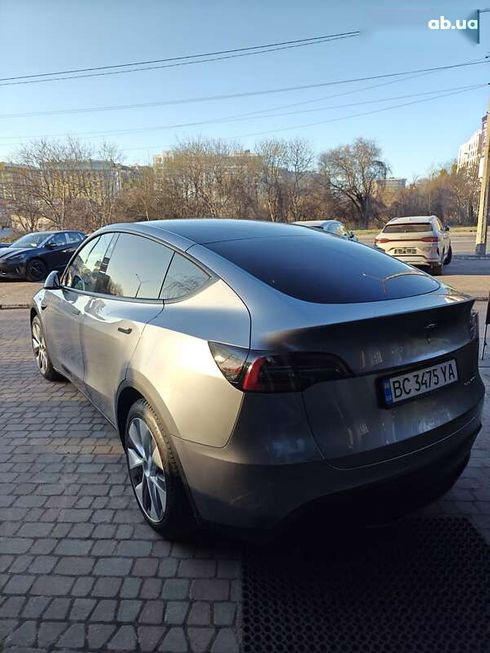 Tesla Model Y 2023 - фото 23