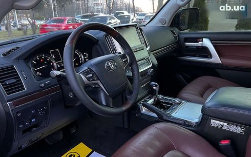 Toyota Land Cruiser 2016 - фото 9