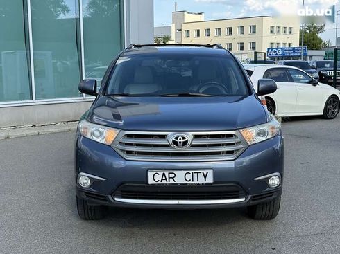 Toyota Highlander 2013 - фото 2
