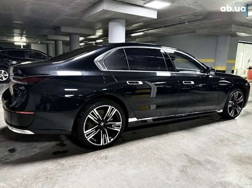 BMW 7 серия 2023 - фото 7