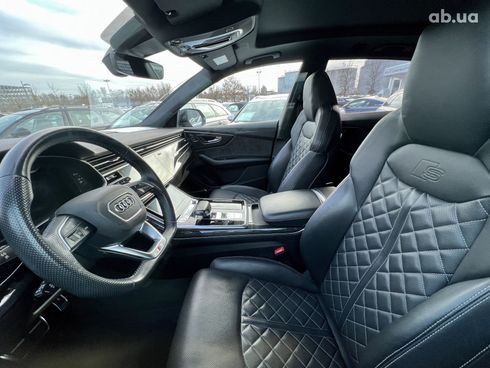 Audi Q8 2020 - фото 11