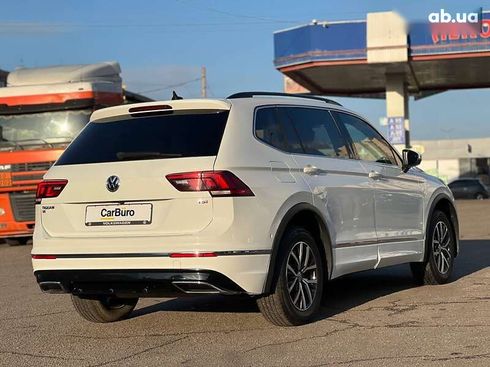 Volkswagen Tiguan 2018 - фото 15